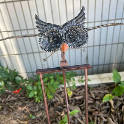 Wind-Activated Metal Bird Garden Stake with Bearing-Guided Wings and Weighted Base