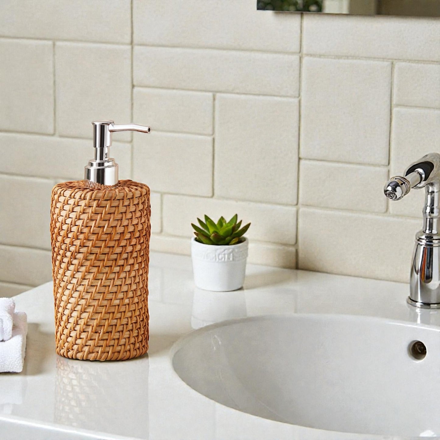 Rattan Soap Dispenser, Lightweight and Refillable