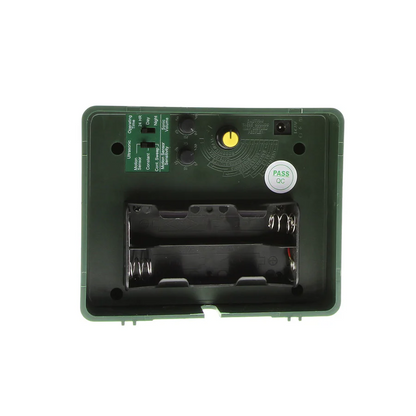 Solar-Powered Ultrasonic Bird Repeller with Motion Detection and LED Flash, Weatherproof