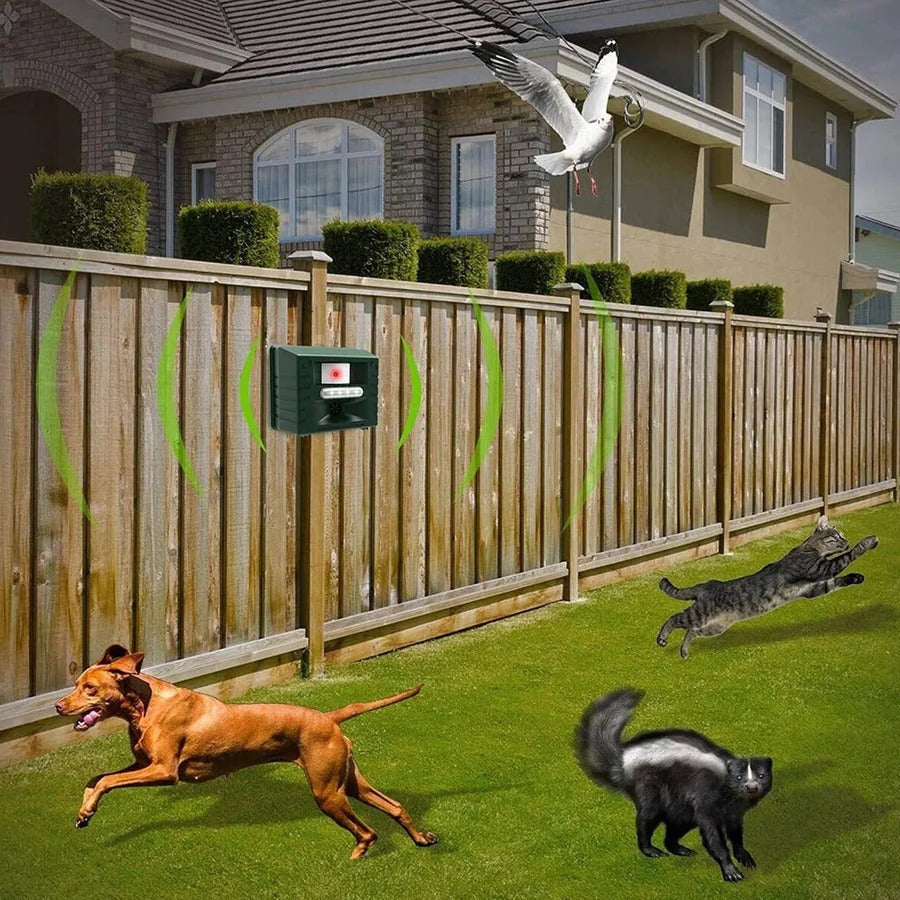 Solar-Powered Ultrasonic Bird Repeller with Motion Detection and LED Flash, Weatherproof