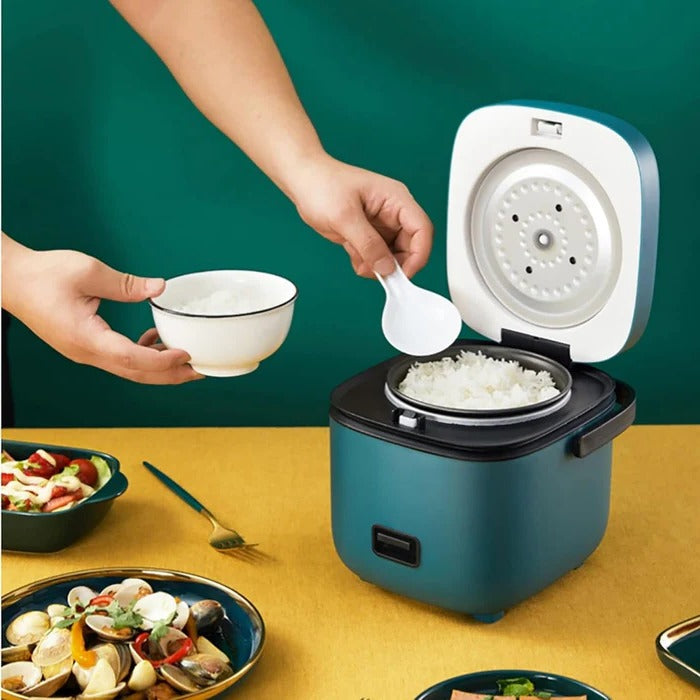 1.2-Quart Rice Cooker with Steamer Tray and Auto Warming Mode