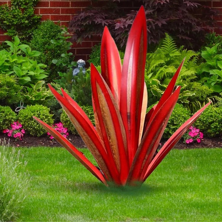 Metal Agave Sculpture with Rustic Finish for Indoor and Outdoor Spaces