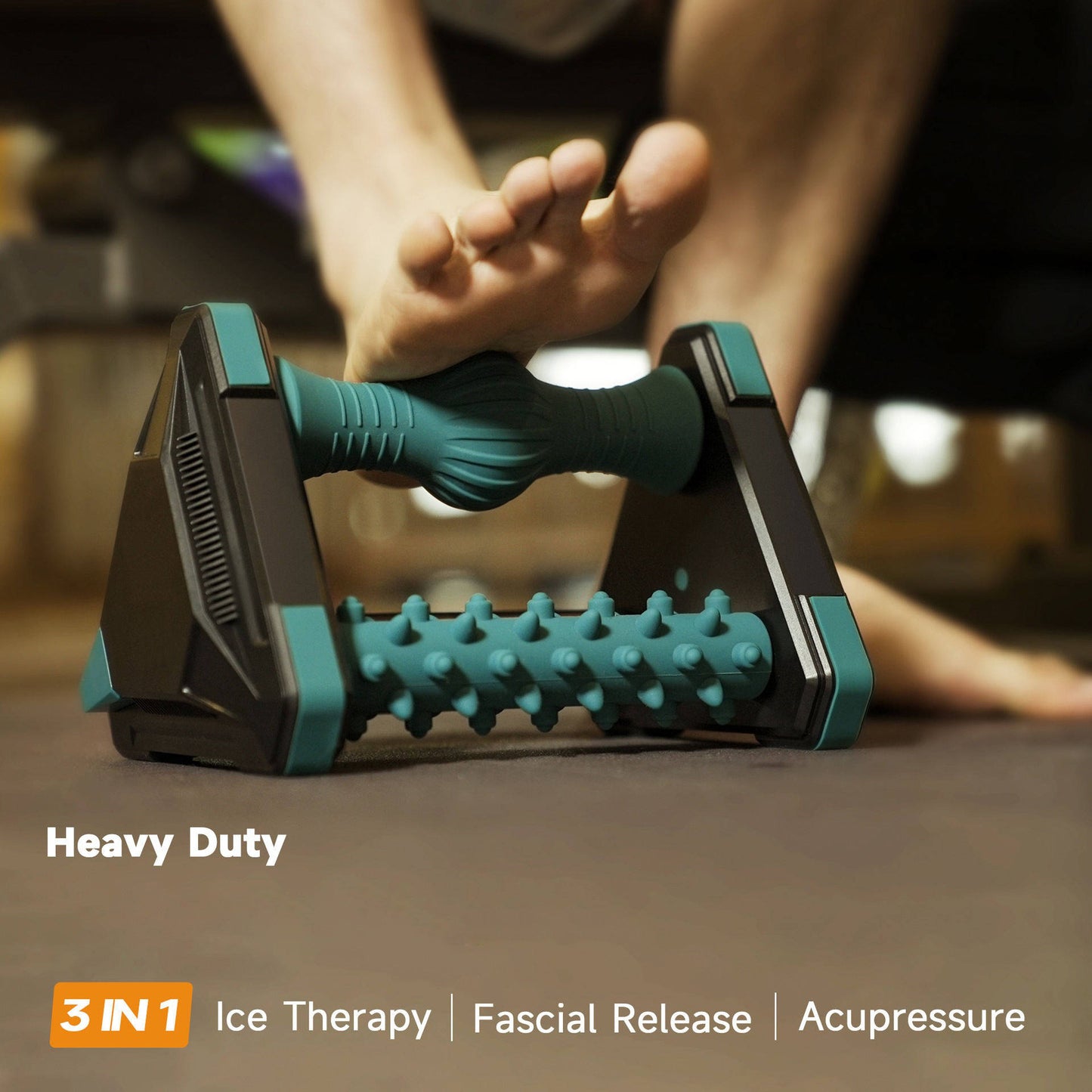 Foot Massager Roller with Ice Pack, Arch Heel Support Reflexology Tool for Circulation Comfort