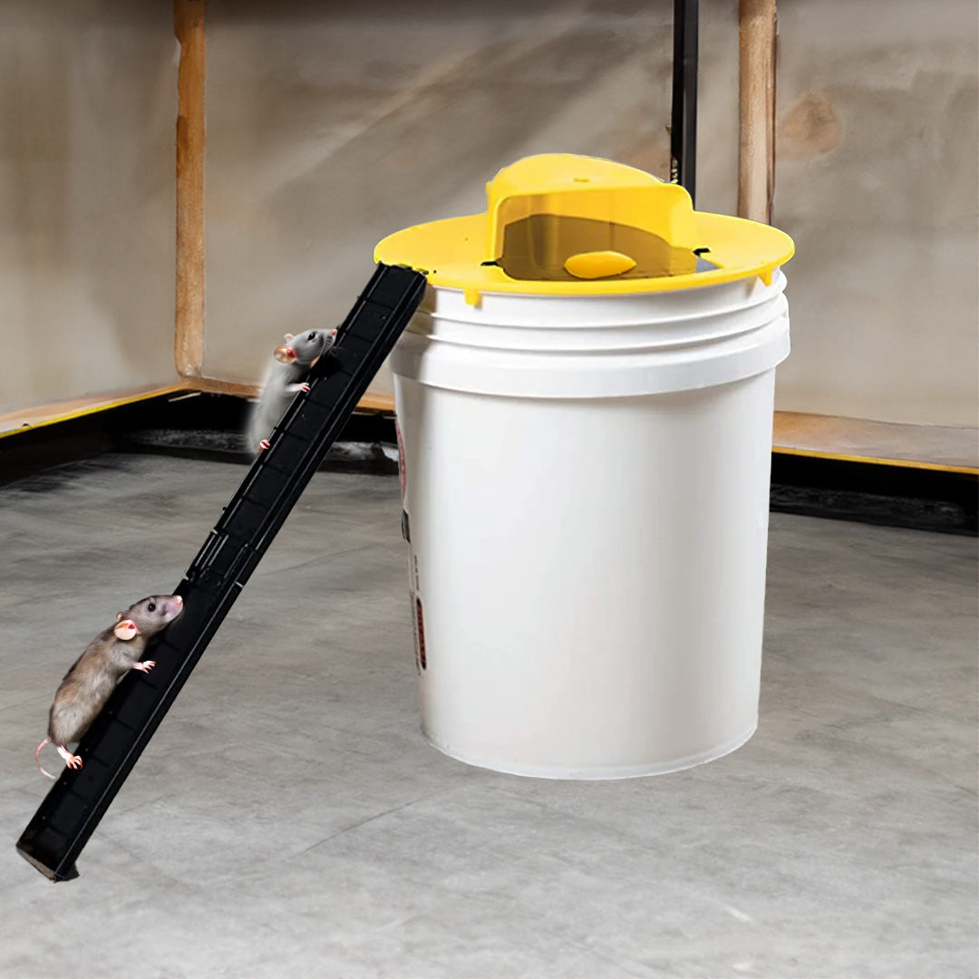 Bucket Trap Cover with Automatic Reset and Ladder Ramps for Rodent Control